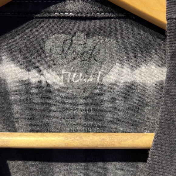 Gray & white tie die short sleeve T-shirt electric pink flamingo ENJOY! - Picture 3 of 4